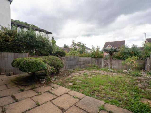 Farm for rent in Fox Hollies, West Midlands