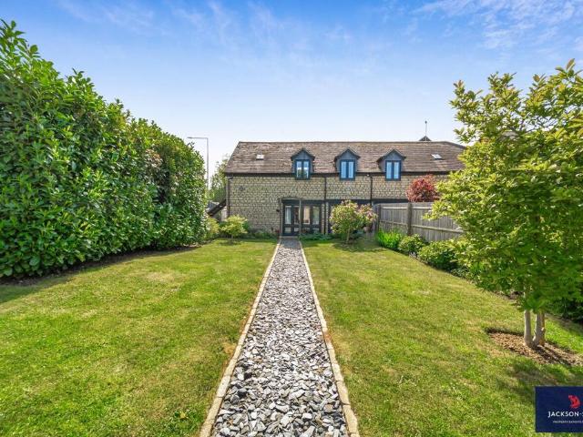 House for sale in Oakridge Park, Old Wolverton