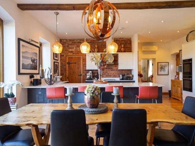 House for sale in Alderminster, Warwickshire