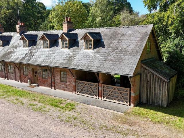 House for sale in Bishton, Baswich
