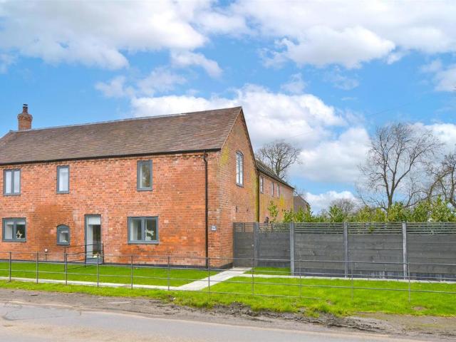 House for sale in Pontesbury, Cruckmeole
