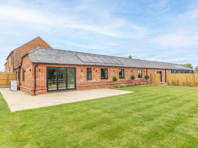 House for sale in Burcott, Stewkley