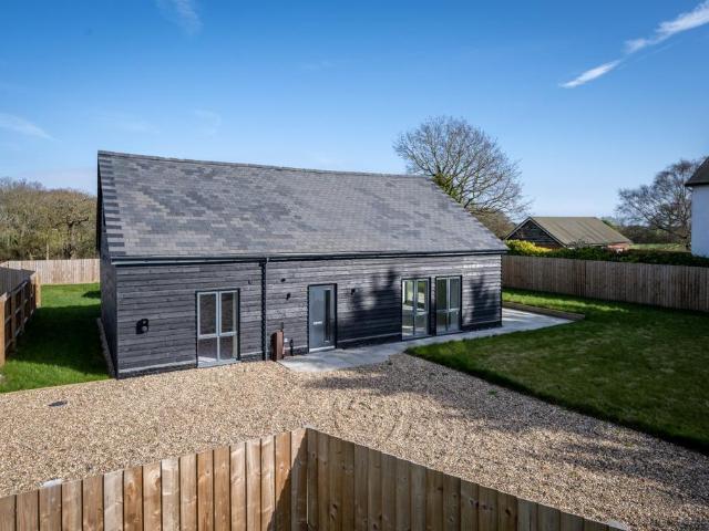 House for sale in Dale Hill, Essex