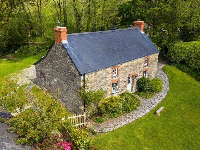 House for sale in Crymych, Hermon
