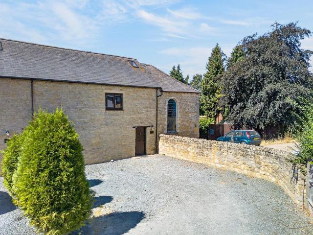House for sale in Barton Seagrave, North Northamptonshire