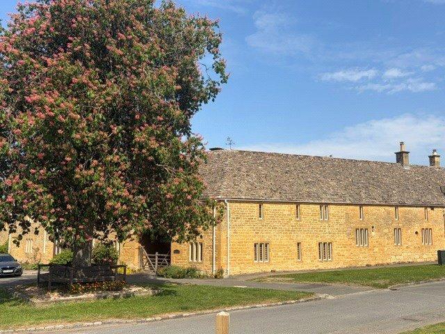 House for sale in Fossebridge, Gloucestershire
