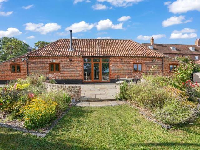 House for sale in Shipmeadow, East Suffolk