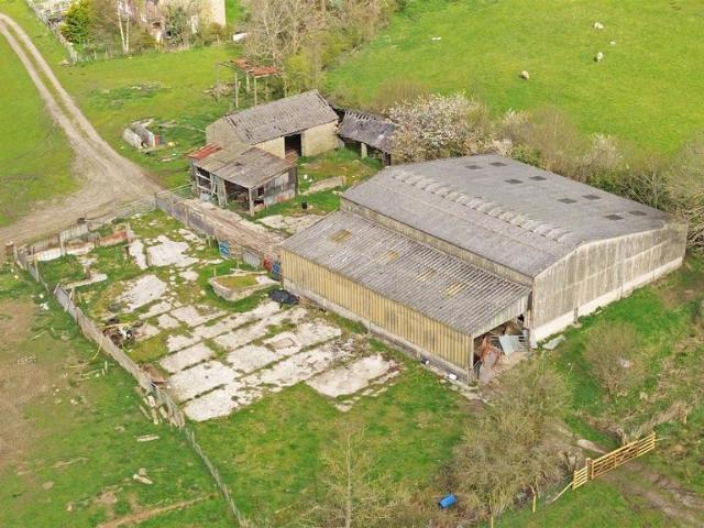 House for sale in Charlesworth, East Midlands