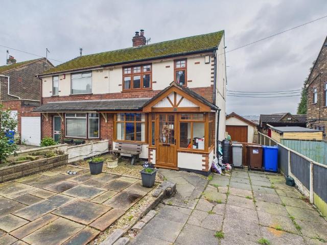 House for sale in Norton-Le-Moors, Ball Green