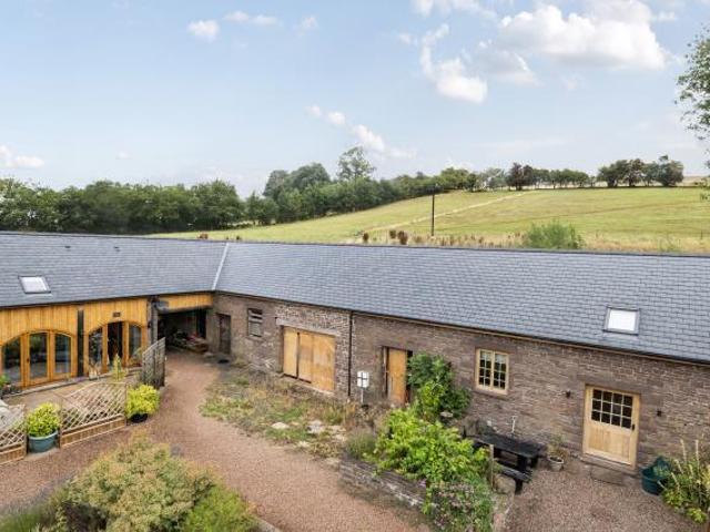 House for sale in Cathedine, Wales