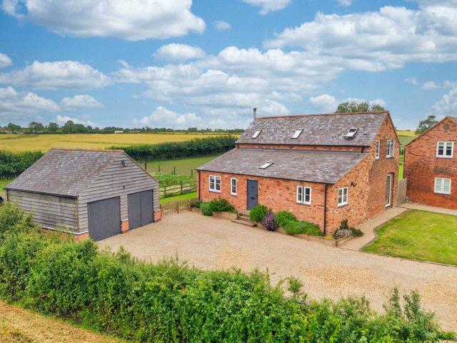 House for sale in Broughton and Old Dalby, Brentingby