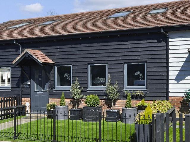 House for sale in Fole, Surrey