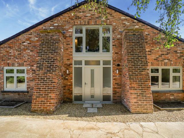 House for sale in Mobberley
