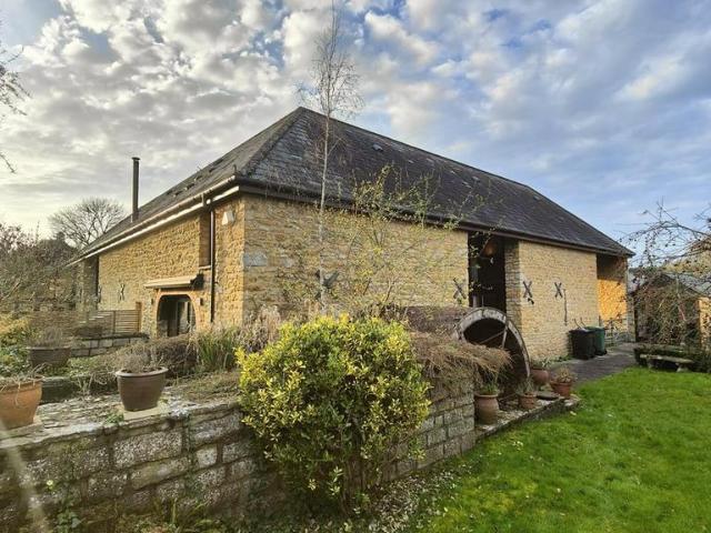 House for sale in Compton Pauncefoot, Somerset