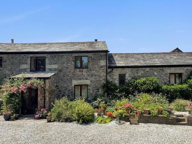 House for sale in Lostwithiel, Cornwall