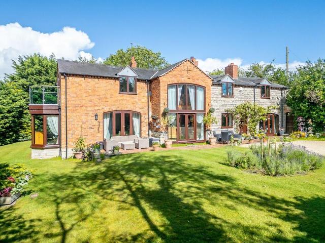 House for sale in Alderminster, Warwickshire