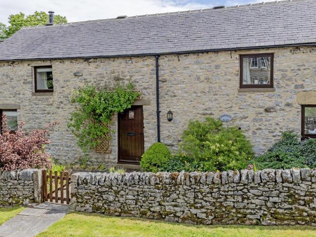House for sale in Froggatt, East Midlands