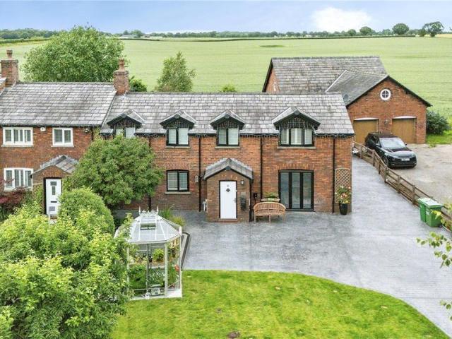 House for sale in Croft, Warrington