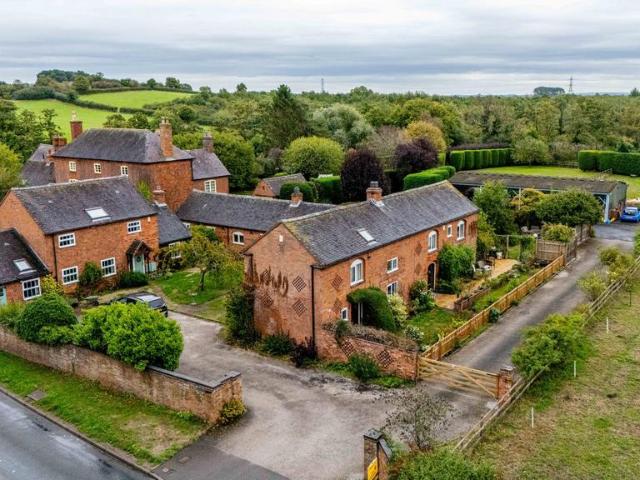 House for sale in Yoxall, East Staffordshire