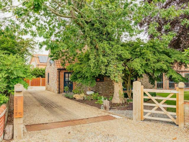 House for sale in Edgefield, North Norfolk