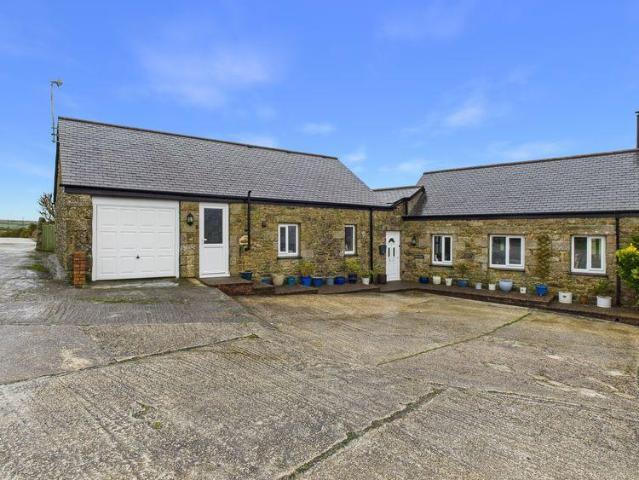 House for sale in Farms Common, Cornwall