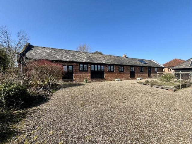 House for sale in Tharston and Hapton, Burgh St Peter