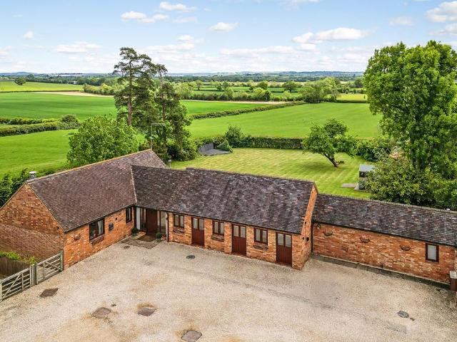 House for sale in Alderminster, Warwickshire