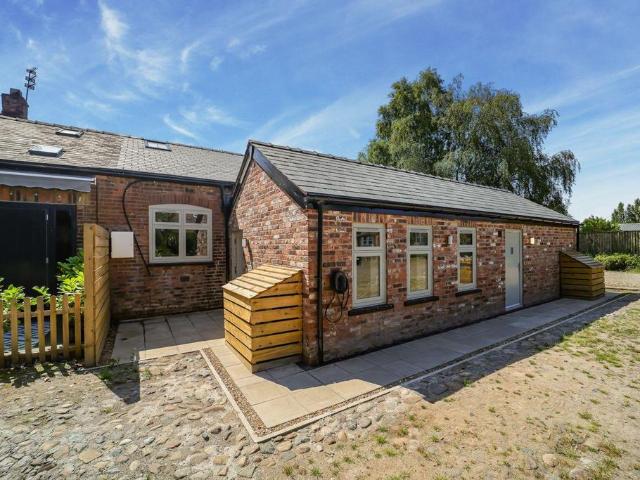 House for sale in Mobberley