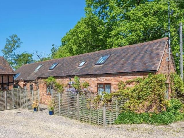 House for sale in Alderminster, Warwickshire