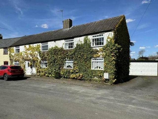 House for sale in Hinckley, Hinckley and Bosworth