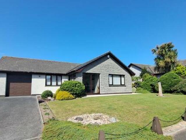 House for sale in Roseworthy, Cornwall
