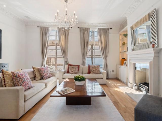House for rent in Kensington, Greater London