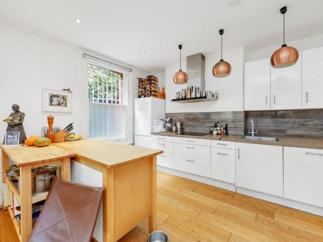 Apartment for rent in Highgate, Greater London