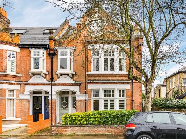 House for rent in Mortlake, Greater London