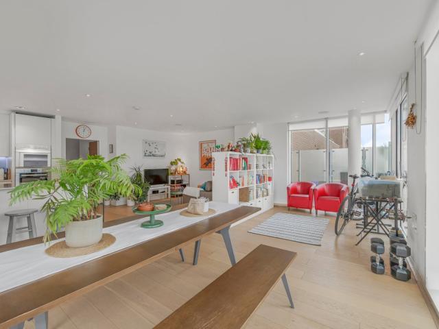 Apartment for rent in Woodberry Down, Stamford Hill