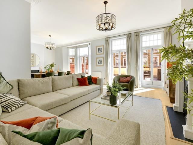 Apartment for rent in South Kensington, Greater London