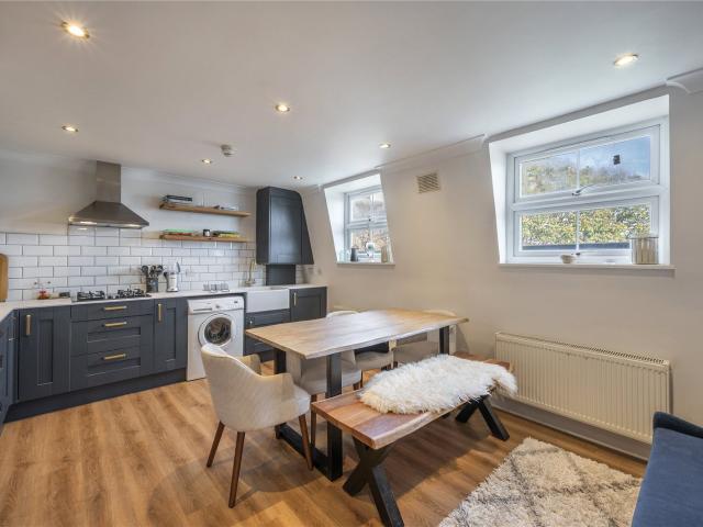 Apartment for rent in Barnsbury, Greater London