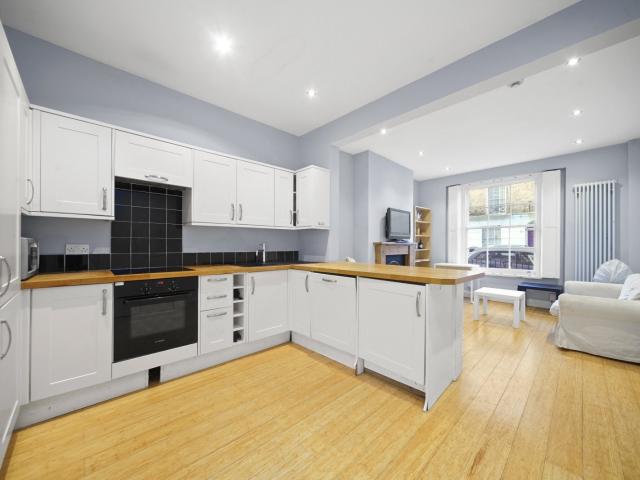House for rent in Somers Town, Greater London