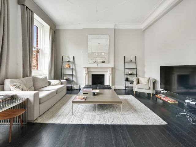 Apartment for rent in Chelsea, Greater London