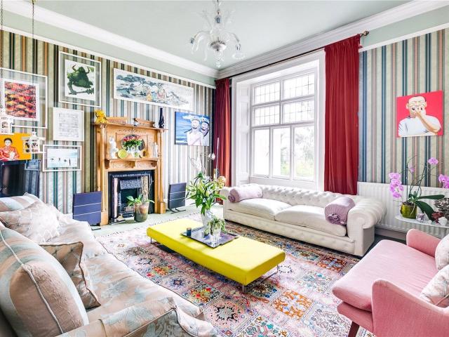 Apartment for rent in Southfields, Greater London