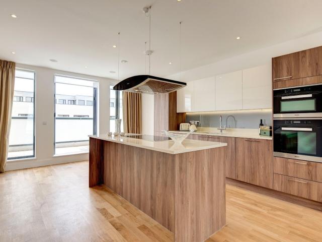 Apartment for rent in Golders Green, Isle Of Man