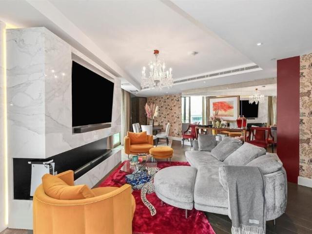 Apartment for rent in Kensington, Greater London