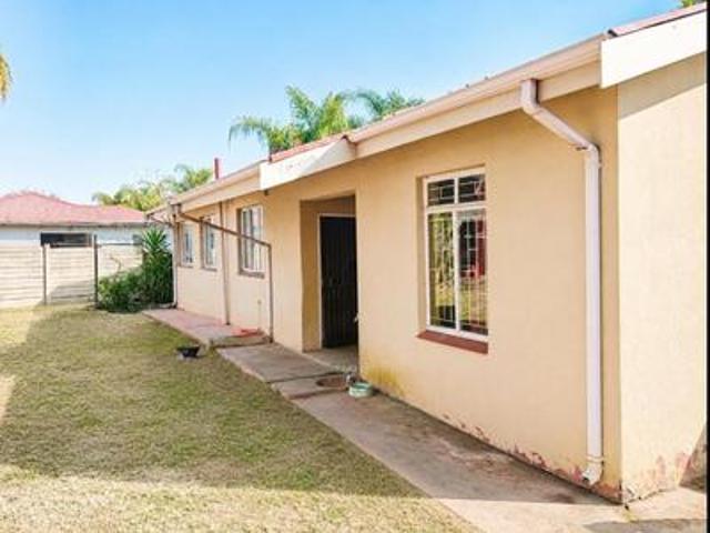 House for sale in Waterkloof, Gauteng