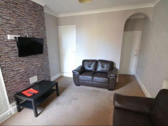Apartment for rent in Bede Island, Old Wharf