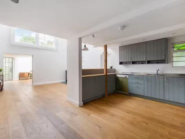 Apartment for rent in Regent's Park, Fitzrovia