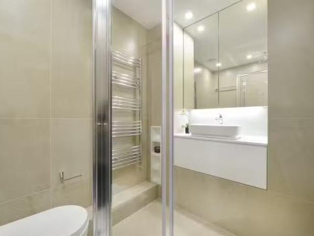 Apartment for rent in Belsize Park, London