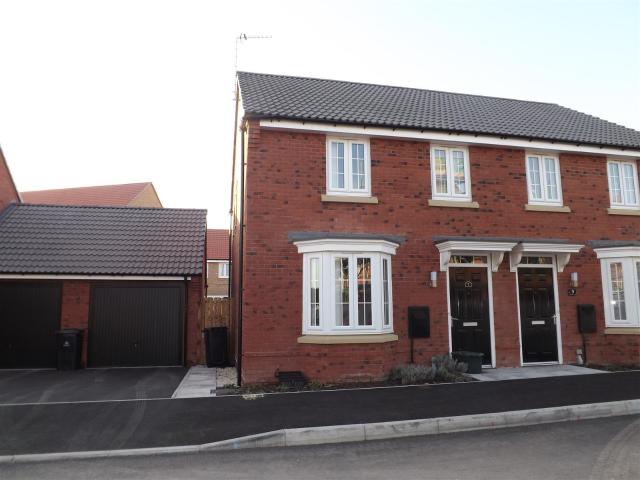 House for rent in Lakeside, South Yorkshire