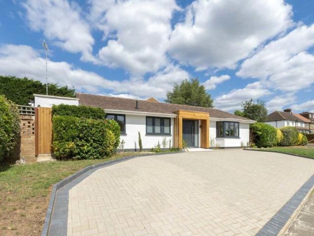 House for rent in Blackhills, Surrey