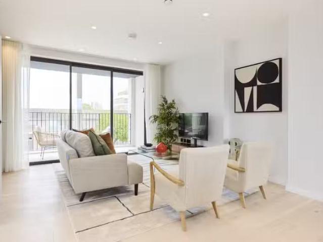 Apartment for rent in Brondesbury Park, Mapesbury