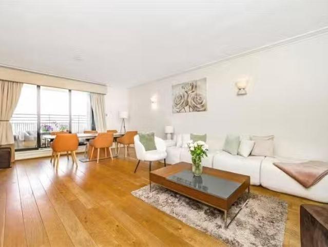 Apartment for rent in South Kensington, Greater London